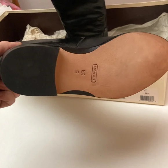 BNIB Coach leather boots - Picture 2 of 7